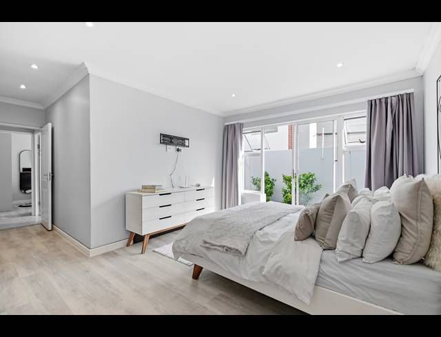 3 BEDROOM FREESTANDING FOR SALE IN SANDOWN